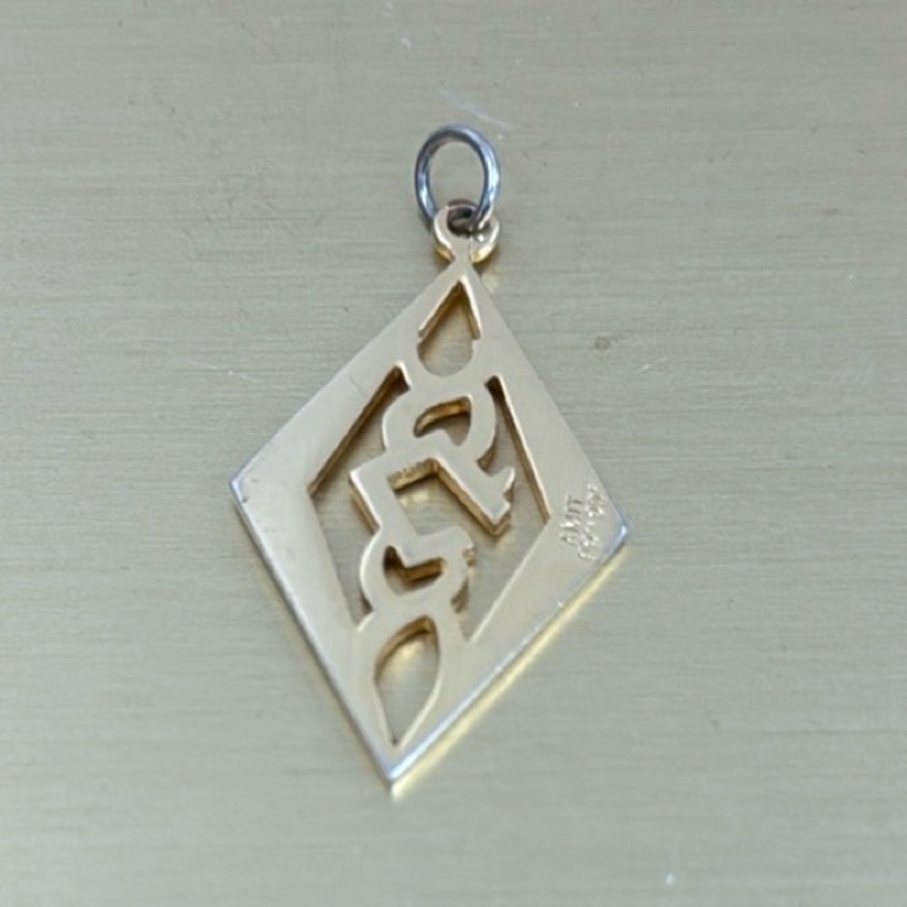 Vintage AMIT 89-90 Goldtone Charm